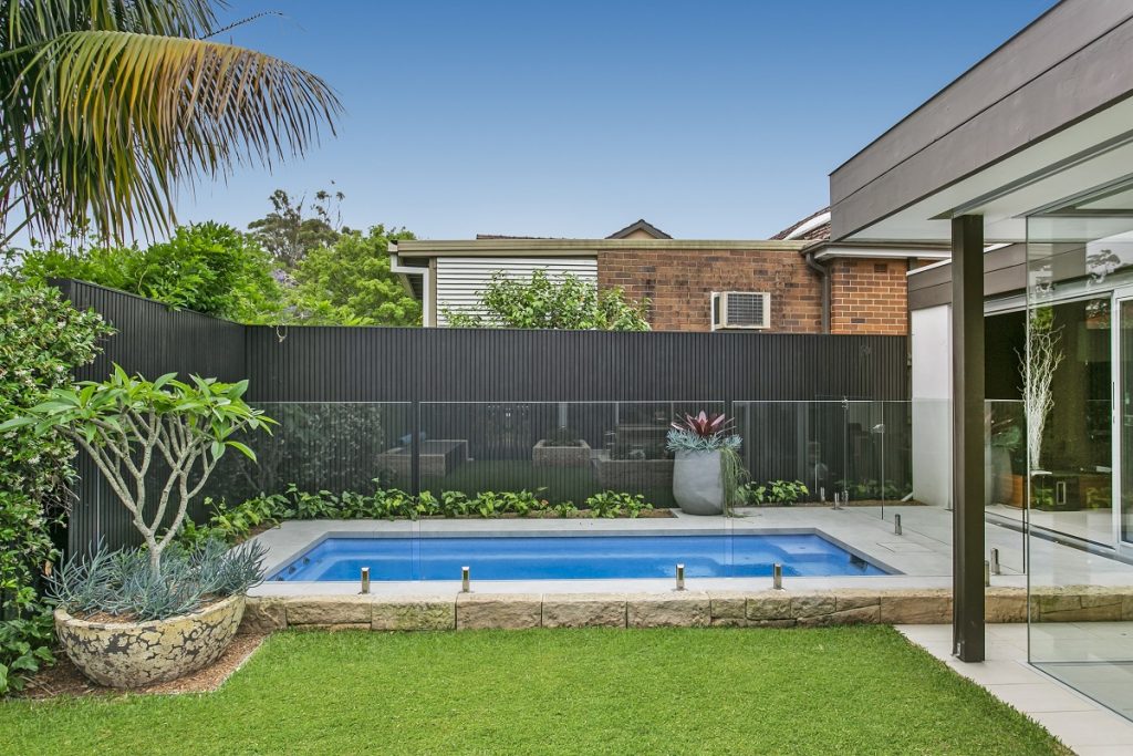 Plunge Pools in Canada – Benefits Of A Small Swimming Pool - Narellan Pools